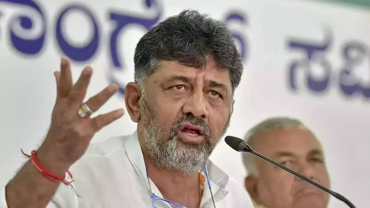 DK Shivakumar Threatens Channels Amid Karnataka Confusion