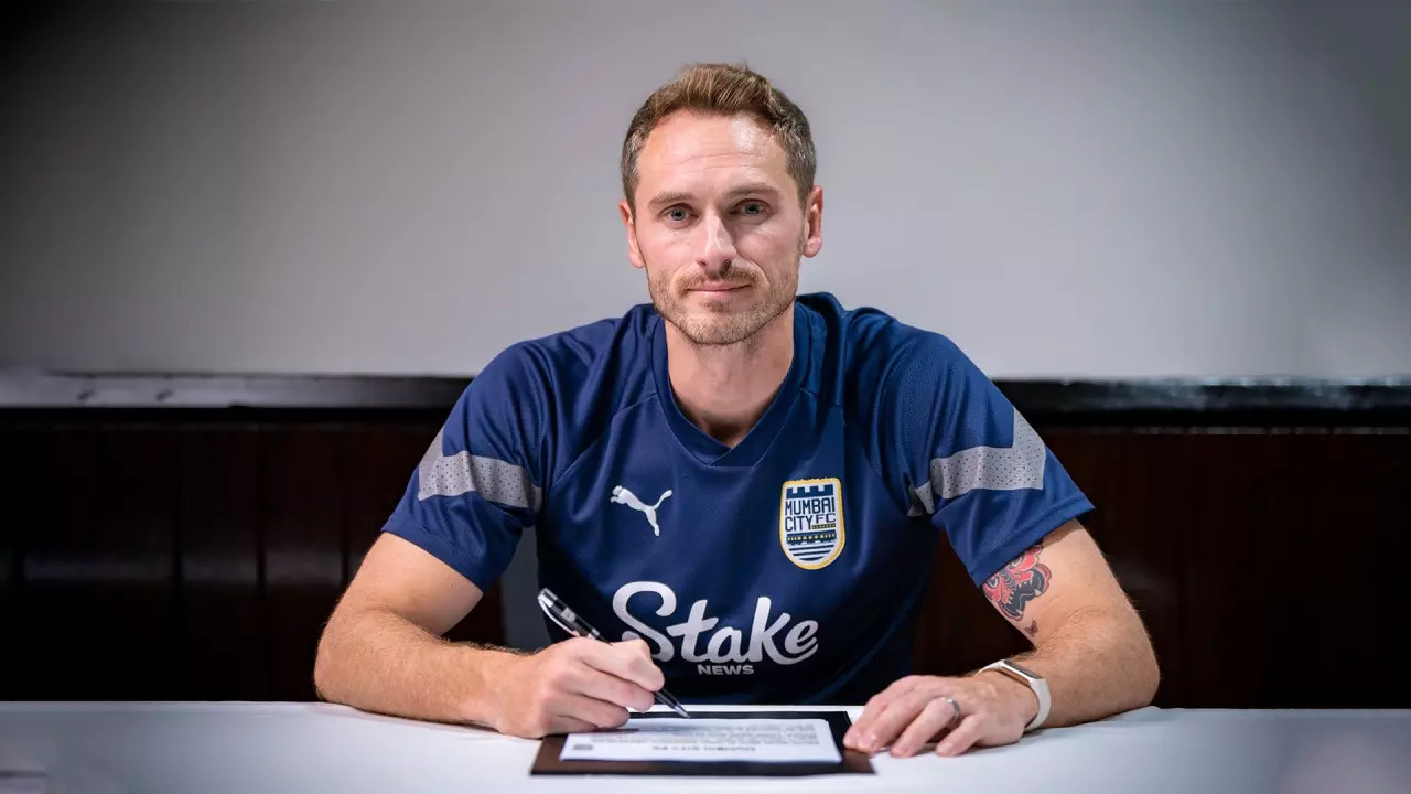 Rostyn Griffiths Signs One Year Contract Extension With Mumbai City FC