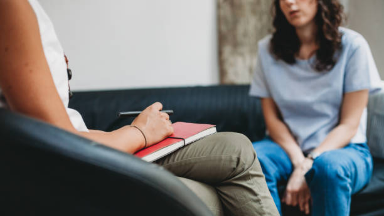 The Conversation You Can't Avoid: 5 Vital Tips for Discussing Therapy with Your Family