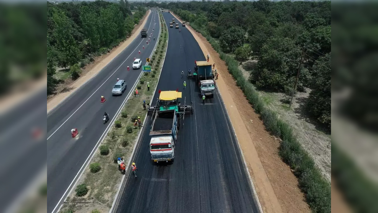 Ghaziabad Aligarh Expressway - Nitin Gadkari Twitter.