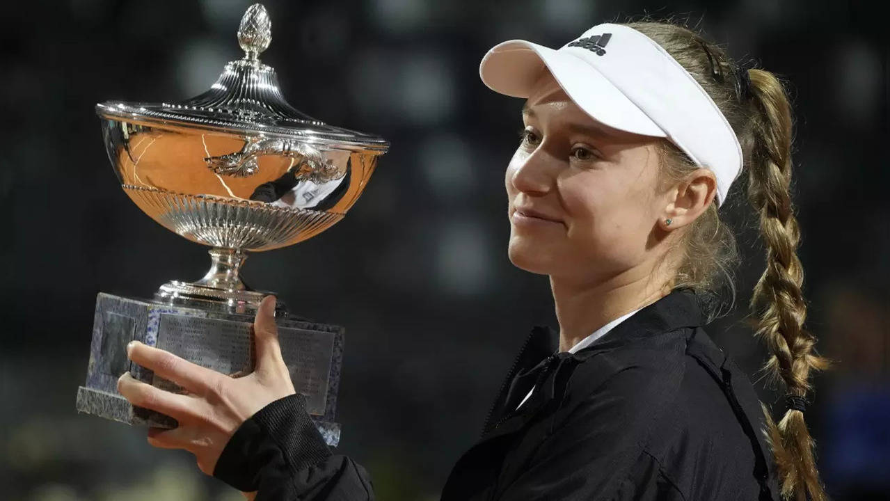 Elena Rybakina wins Italian Open final after Anhelina Kalininia forced to  retire