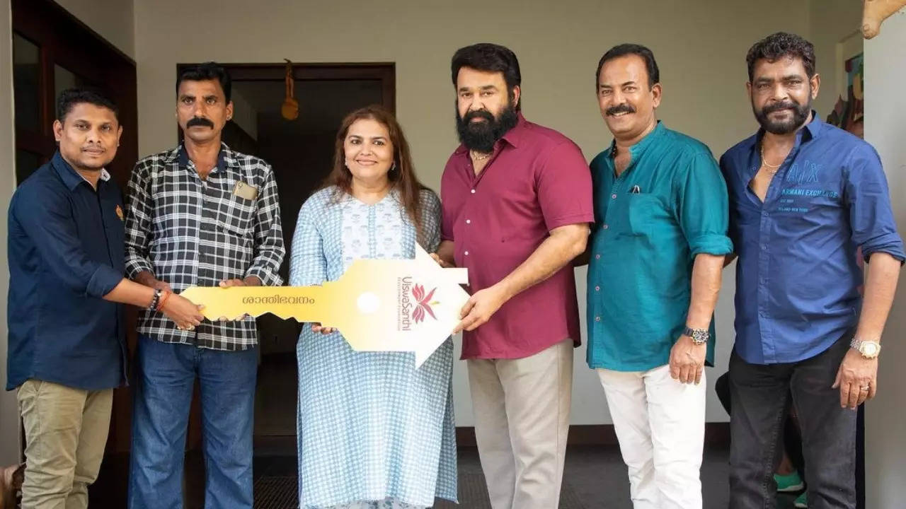 Mohanlal Gets EV Car On His 63rd Birthday From A Stockbroking Firm | Entertainment News, Times Now