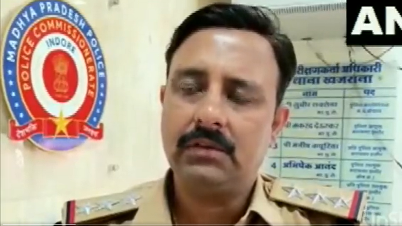 Girl accuses Man of forcing her to convert to Islam Indore Police