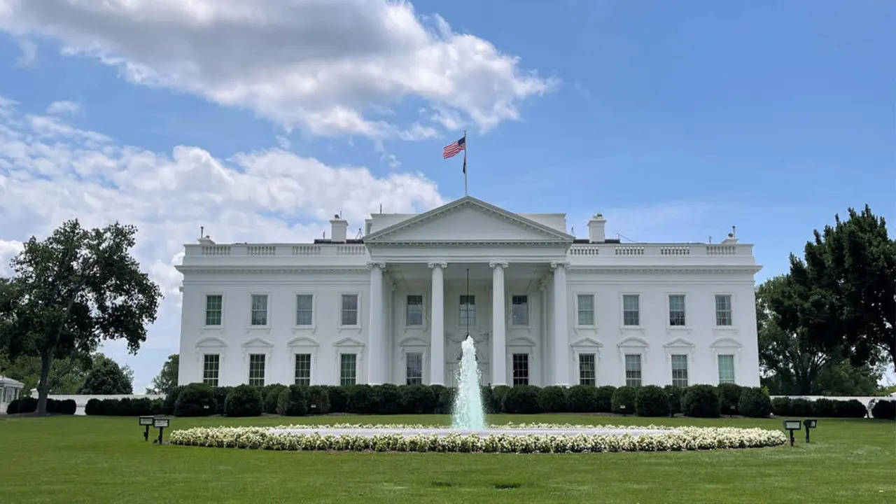 Truck crashes into security barriers near White House