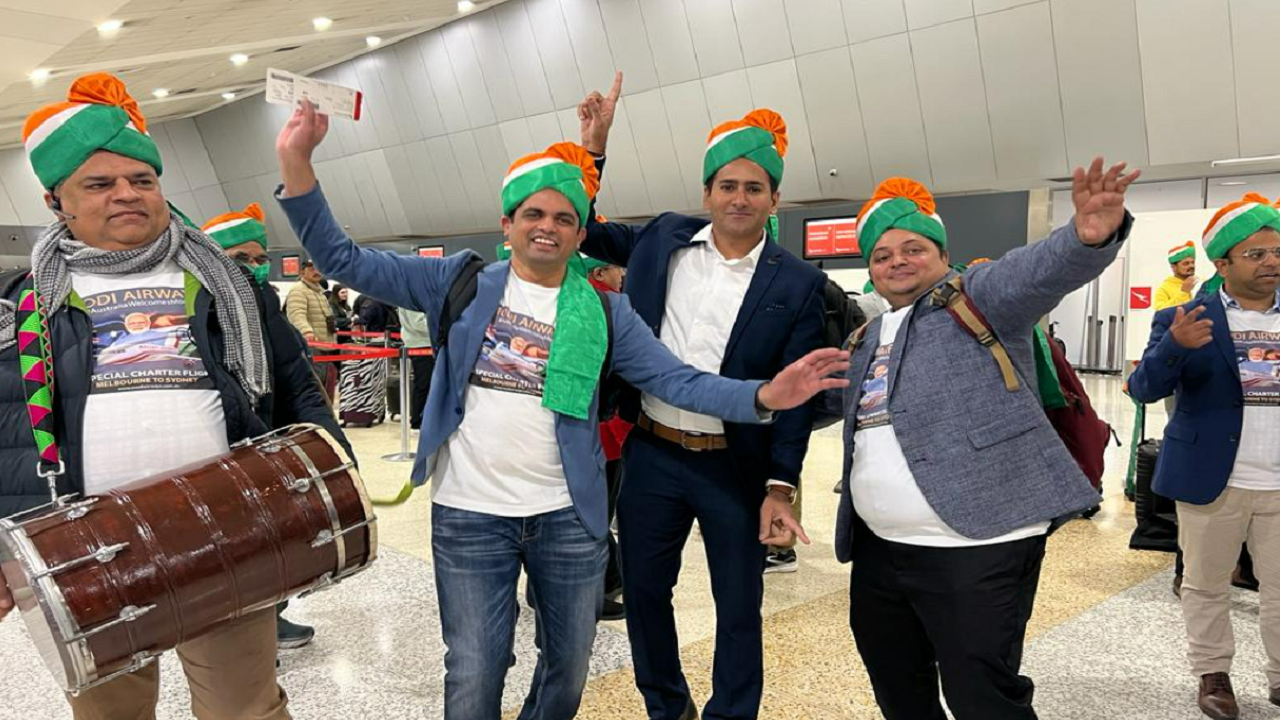 NRIs Dance Their Way To Charter Flight For PM Modi's BIG Event