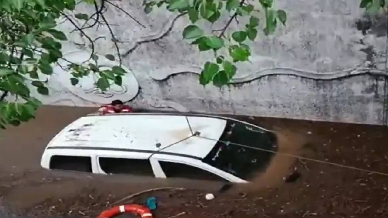 Bengaluru Rain: Youths drowned in a submerged underpass