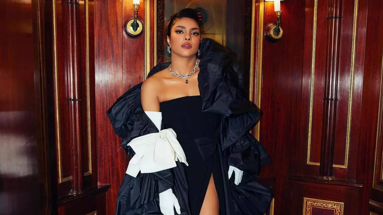 Priyanka Chopra Reveals DEHUMANISING Moment When Bollywood Director Wanted  To See Her Underwear