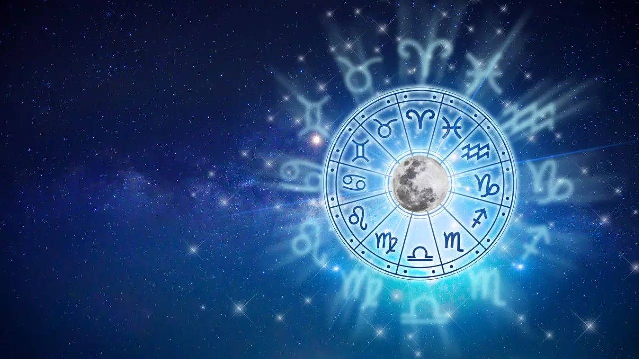 Horoscope Today, May 26, 2023: Gemini will be Lucky, Capricorn Should ...