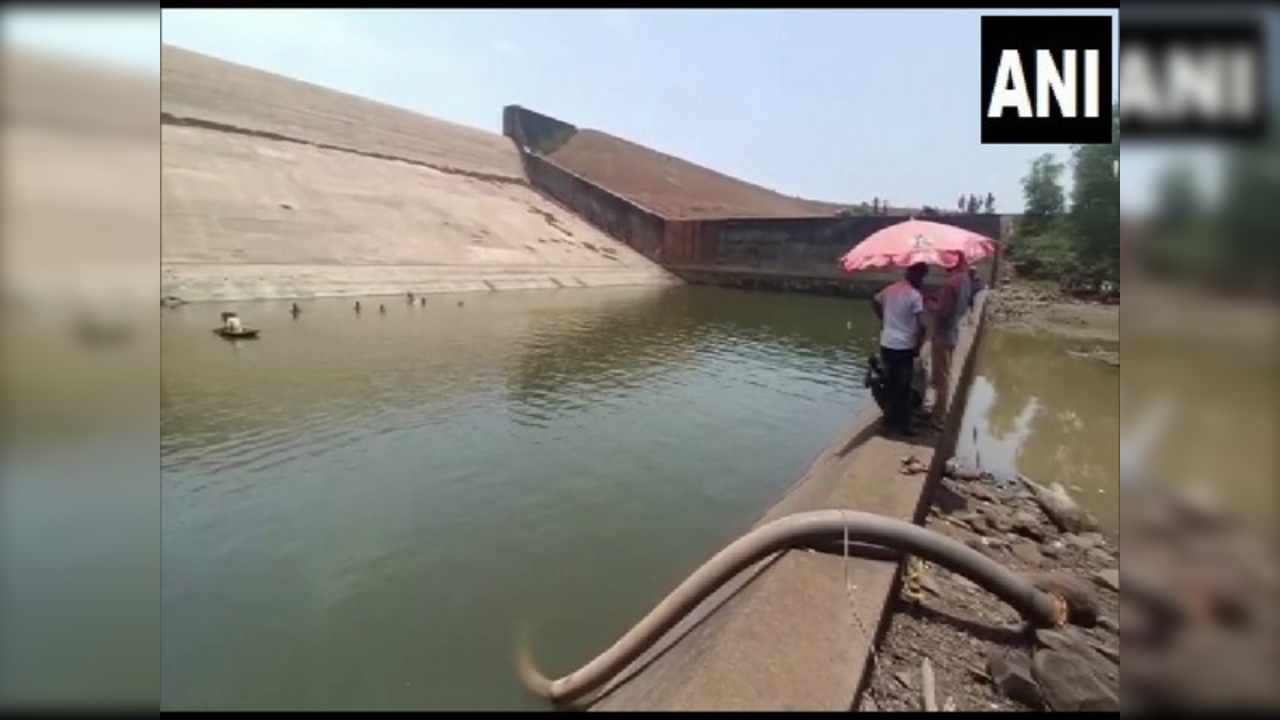 Food inspector suspended for draining water from reservoir to find his phone