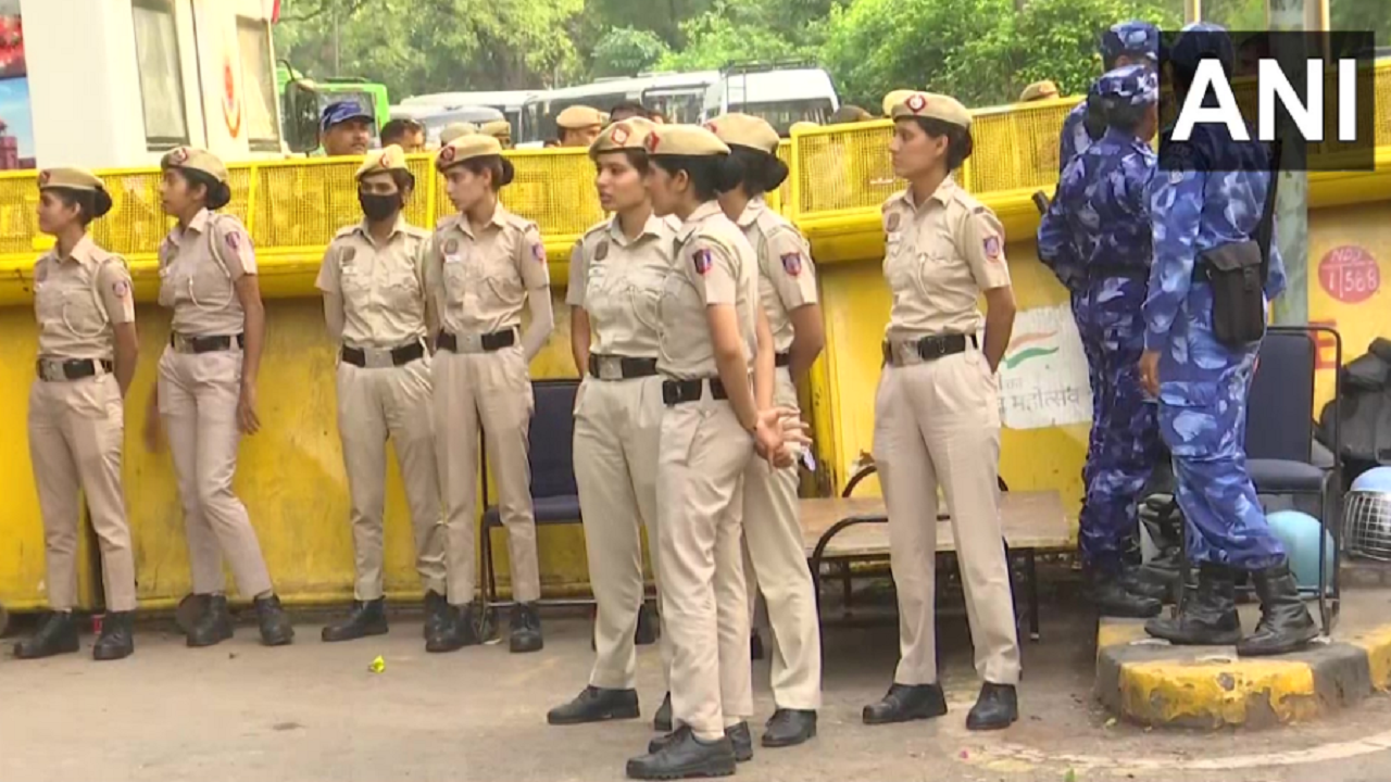 Heavy Deployment At Jantar Mantar Ahead Of Wrestlers' March To New Parliament Building