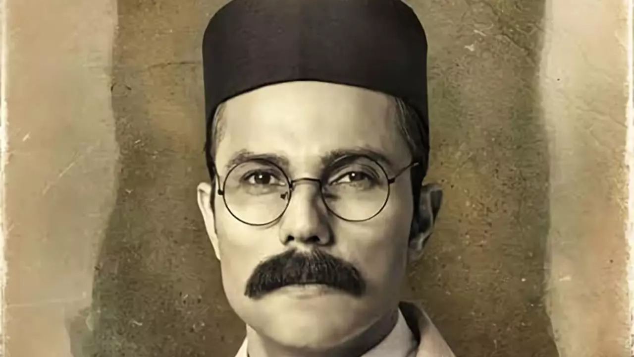 Swatantrya Veer Savarkar Teaser OUT