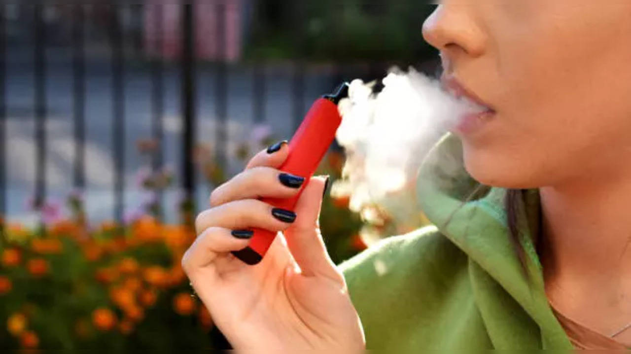 World No Tobacco Day Can Vaping Give You Wrinkles Expert Reveals