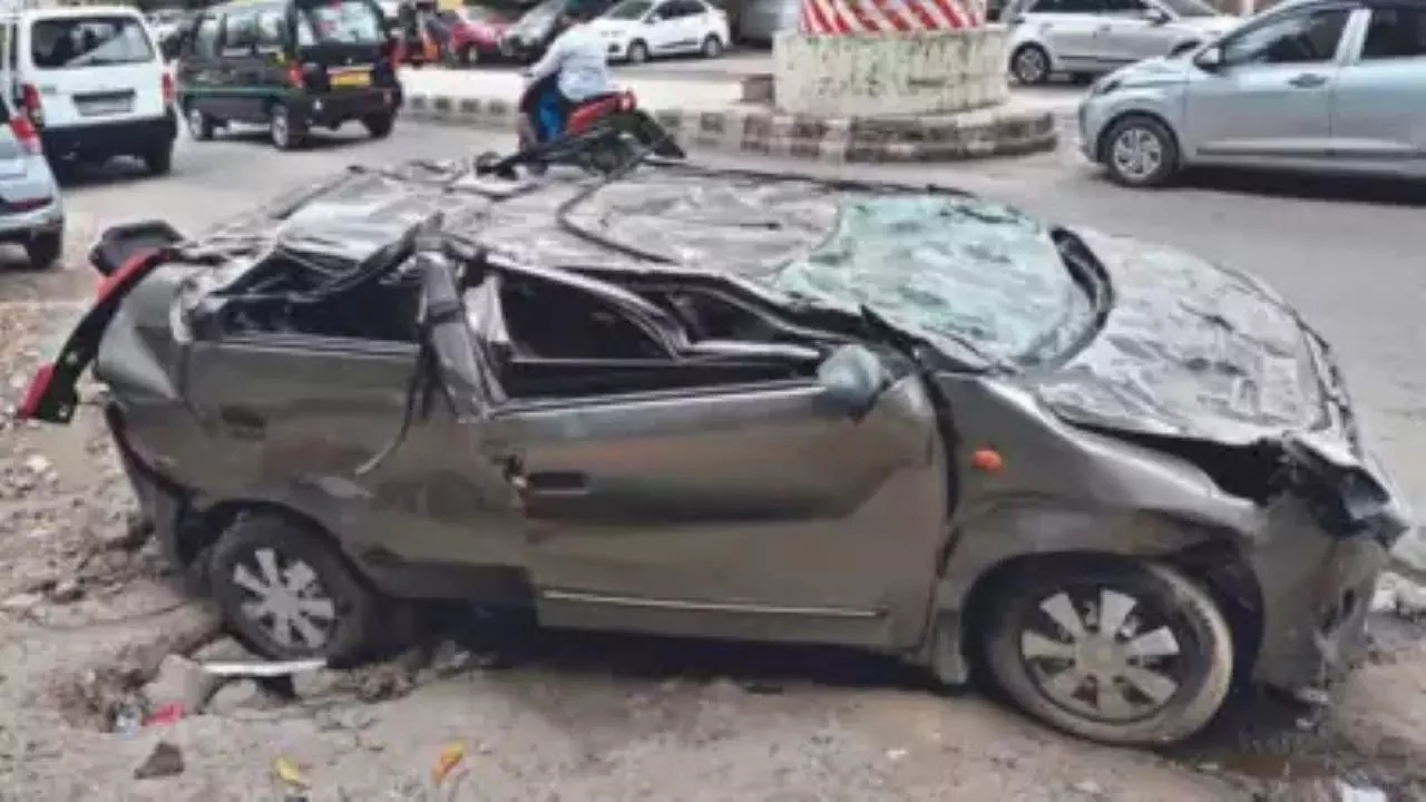 Barapullah elevated road accident