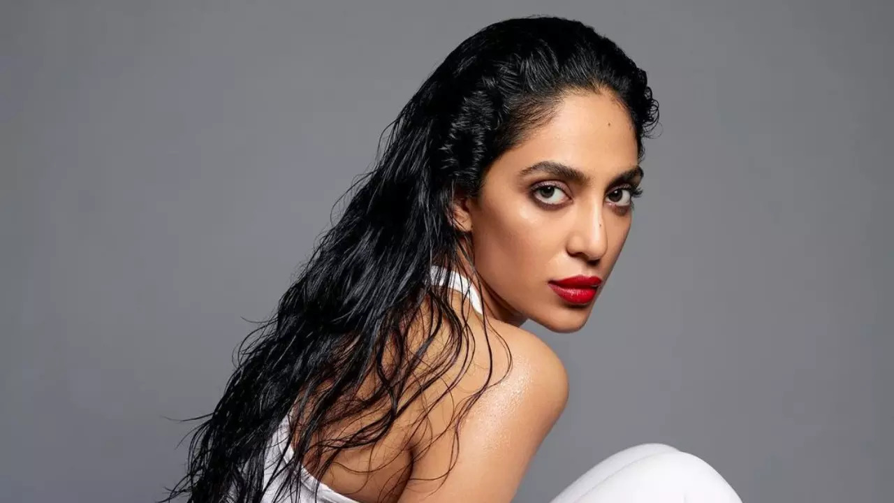 Sobhita Dhulipala