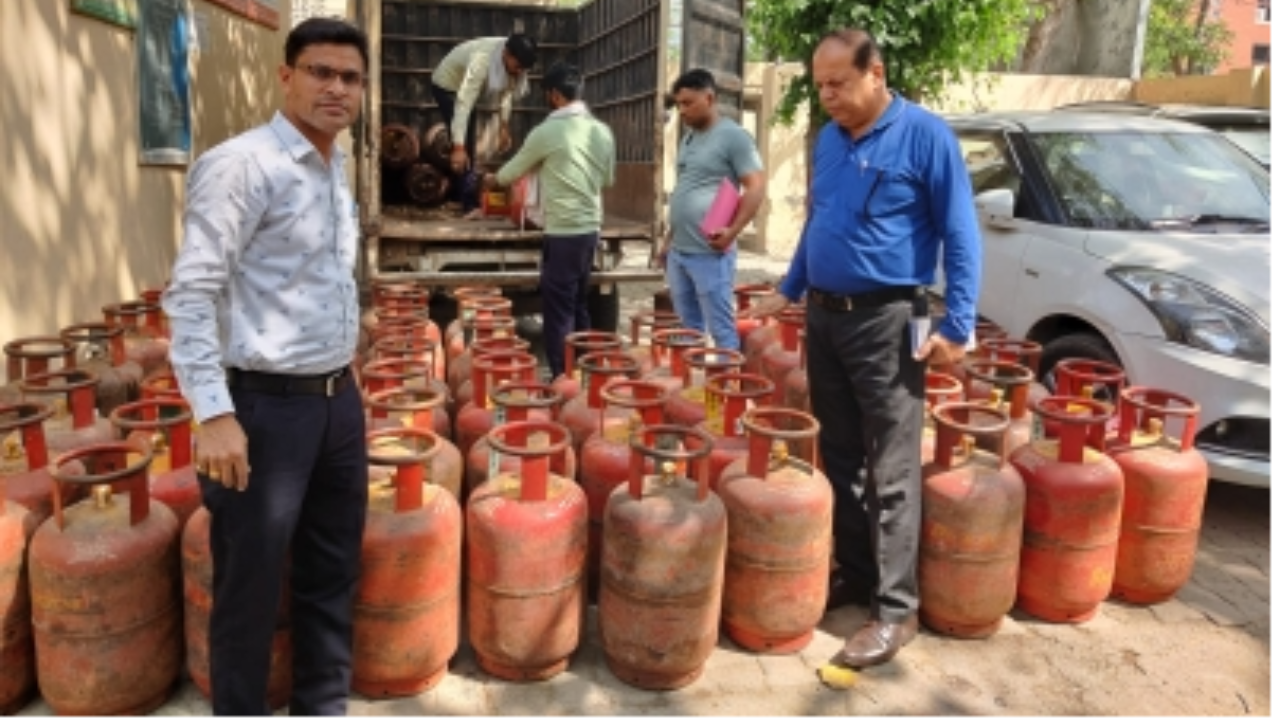 LPG cylinder price cut