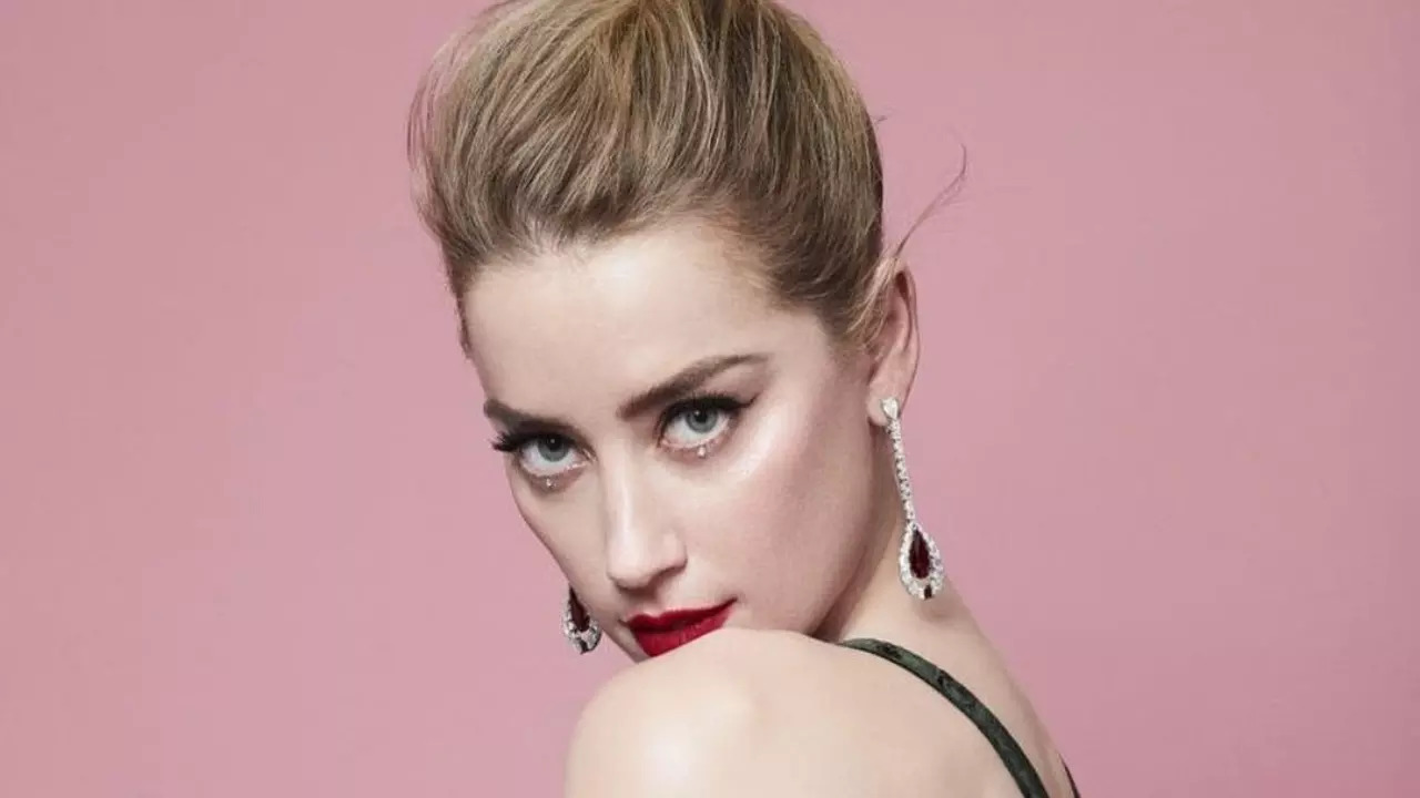 Amber Heard DENIES Quitting Hollywood After Permanently Moving To Spain, Says 'I Keep Moving Forward'