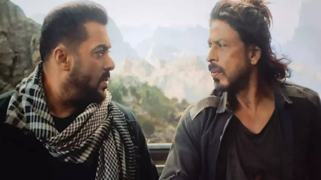 Shah Rukh Khan's Tiger 3 Look OUT! Pathaan, Salman Khan's BTS Video ...