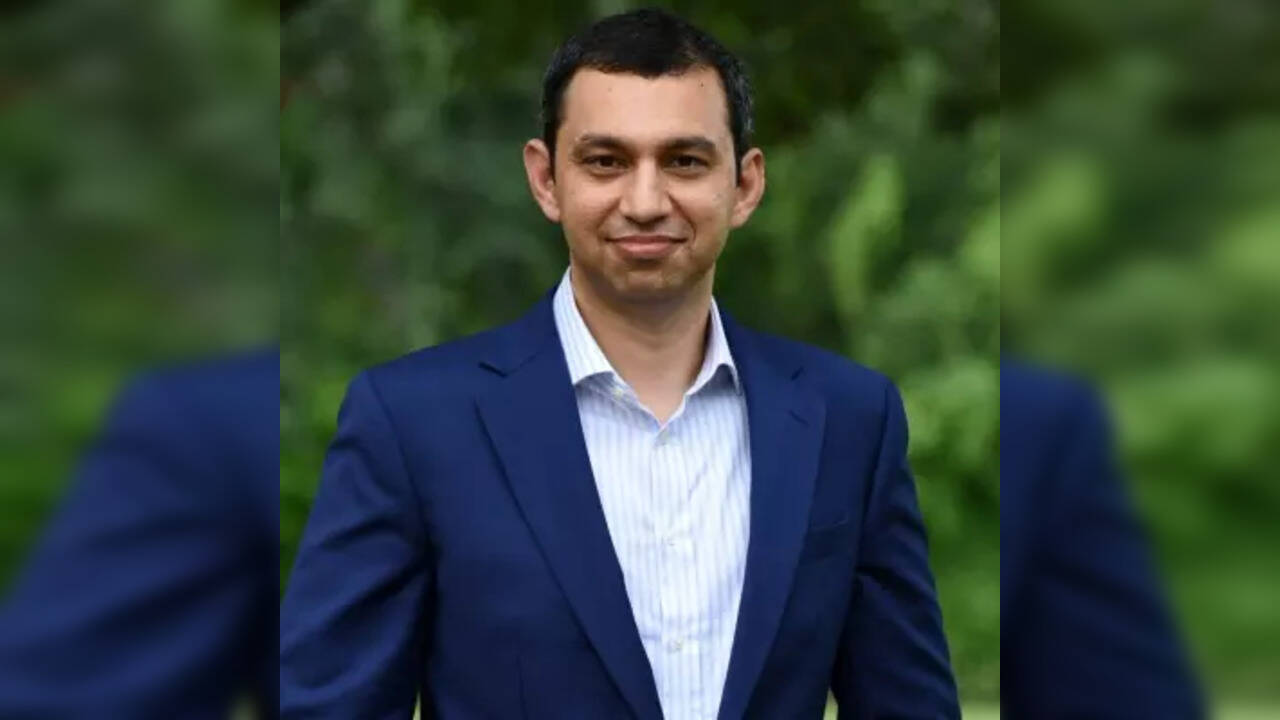 Puneet Chandok leaves AWS India as Vaishali Kasture assumes interim leadership role - Vimarsana News