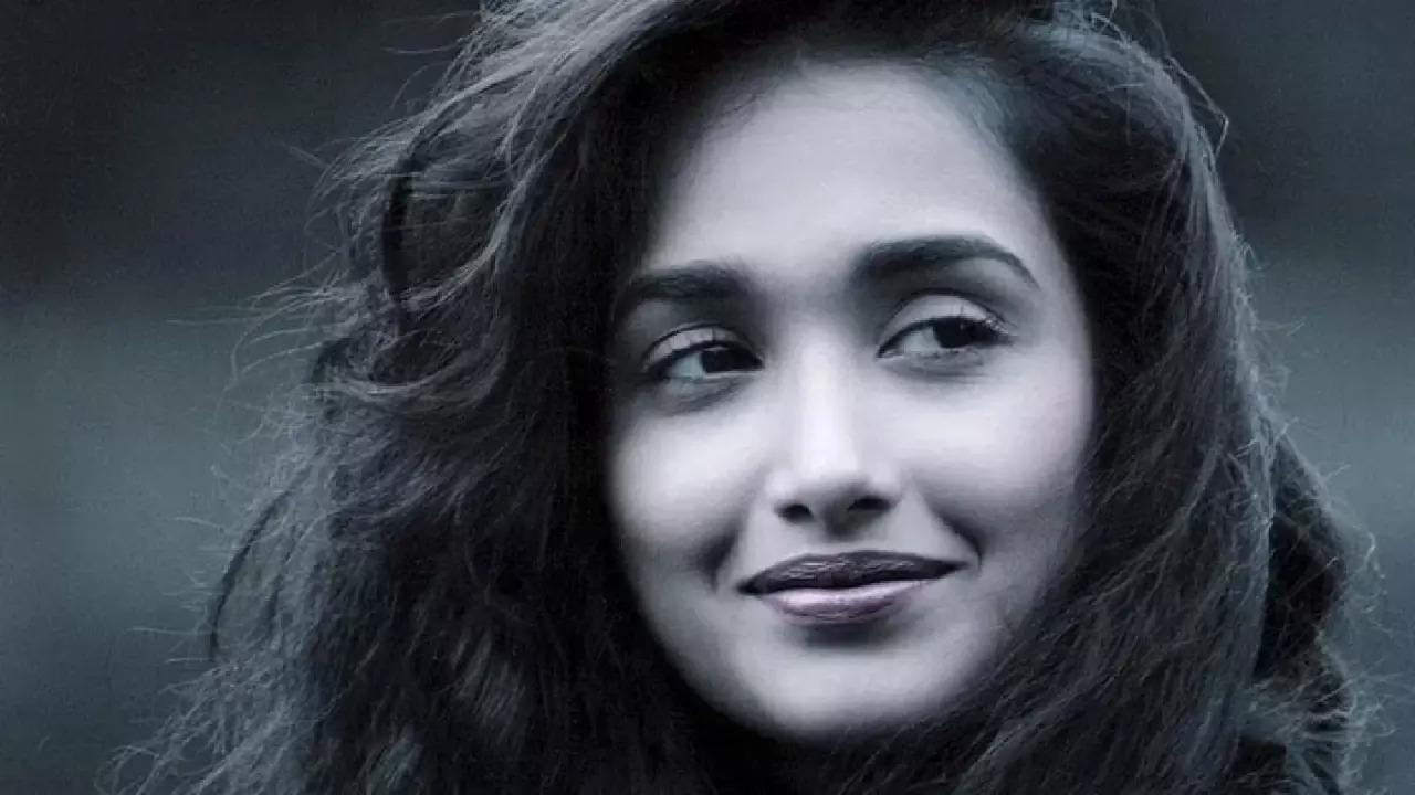 When Jiah Khan Confessed To Being A Hopeless Romantic: Love Is The Most Beautiful Thing In The World