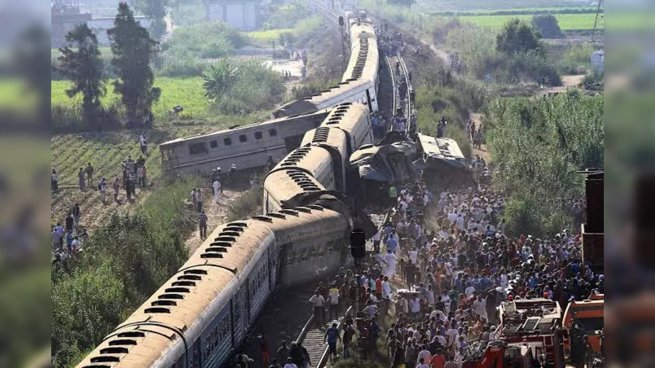 Odisha Train accident Coromandel Express derail.