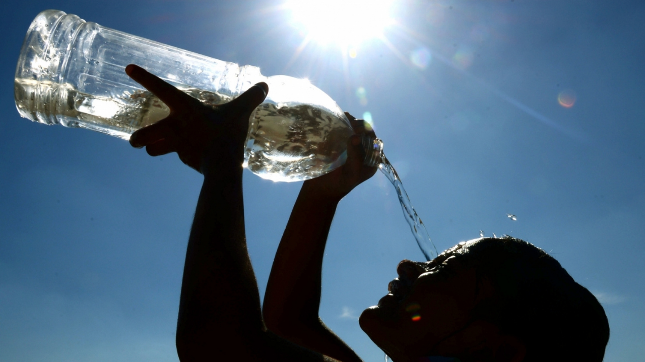 After two days of above normal max temperatures, Chennai may see light rain from today