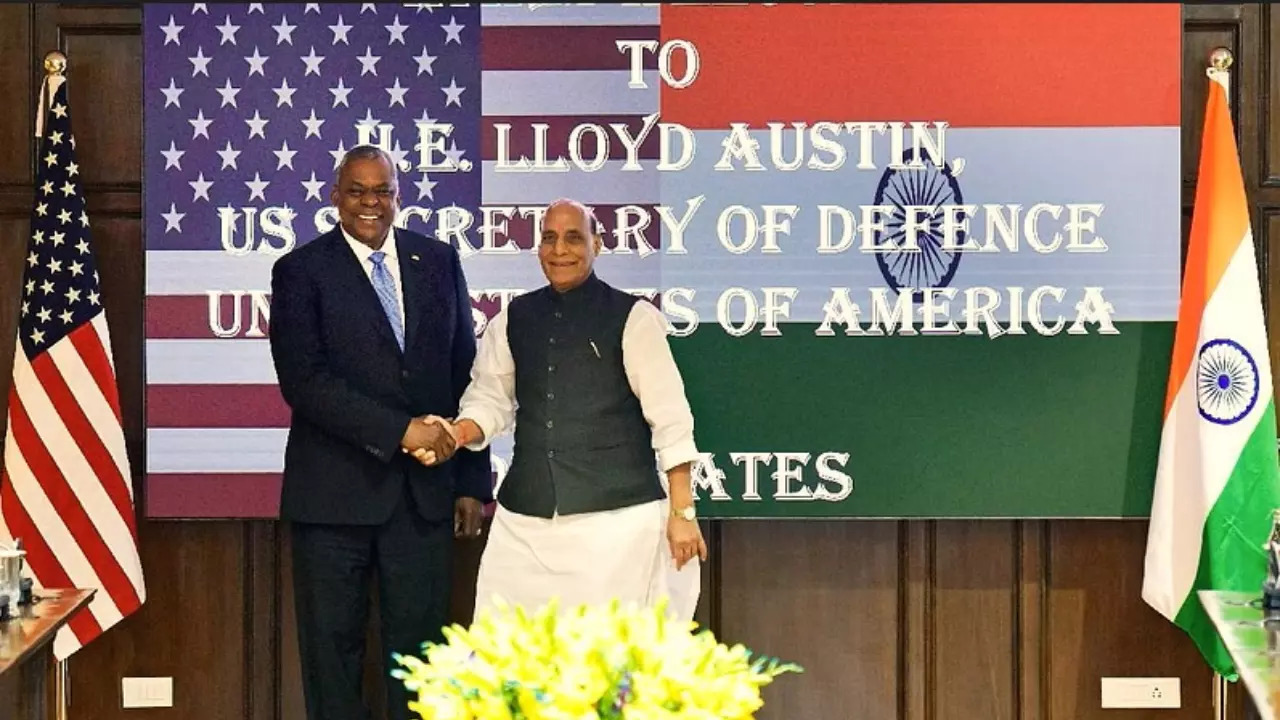 Rajnath Singh Holds Bilateral Meeting With Lloyd Austin (1)