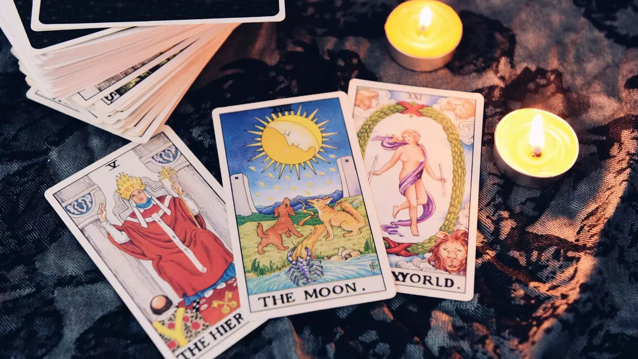 tarot card reading