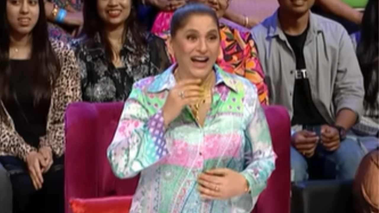 Pi Kar Talli Padi Hai! Archana Puran Singh's House Help Gets A Shocking Phone Call From The Kapil Sharma Show. WATCH