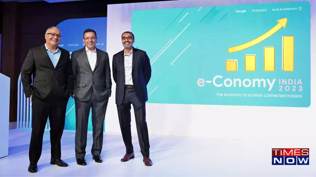 (L-R) Vishesh Shrivastav, Managing Director, Investment (India), Temasek: Sanjay Gupta, Country Head and Vice President, Google India; Parijat Ghosh, Managing Partner, Bain and Company (India) at the release of India e-Conomy Report 2023.