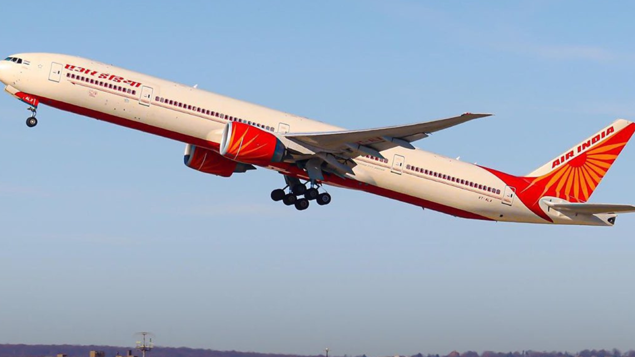 Air India Flight From Delhi To San Francisco