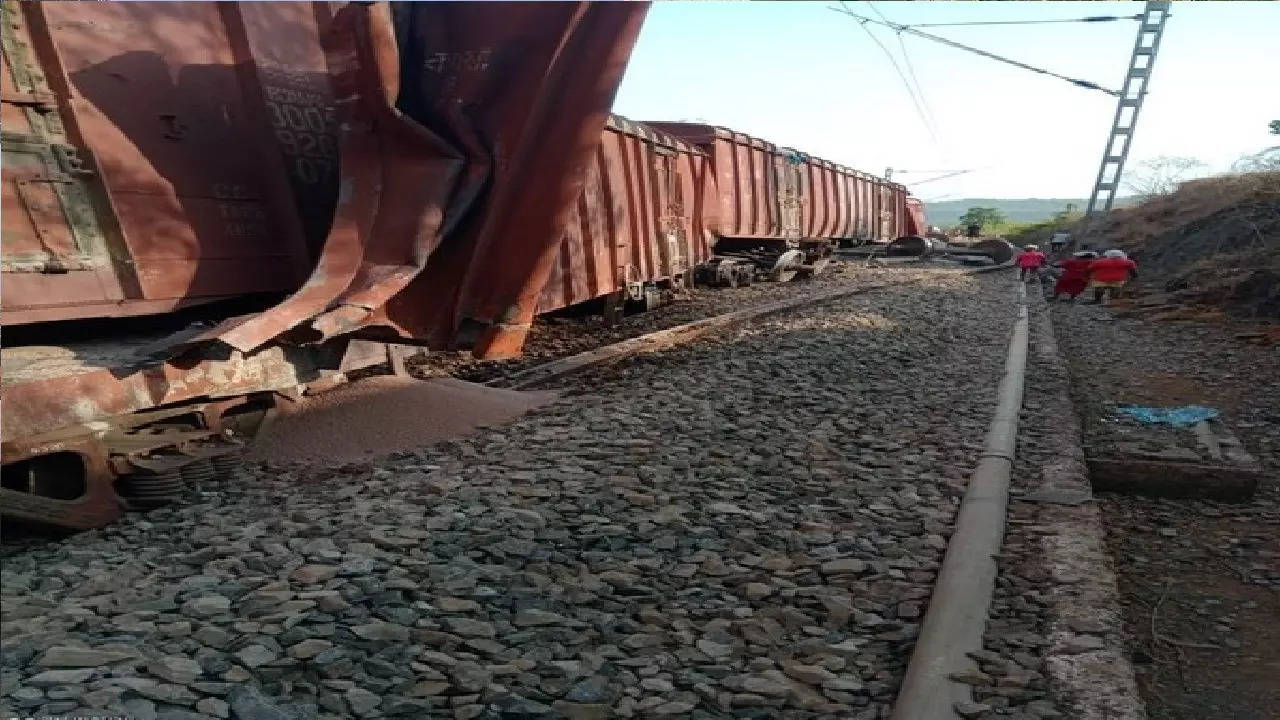 odisha good train accident