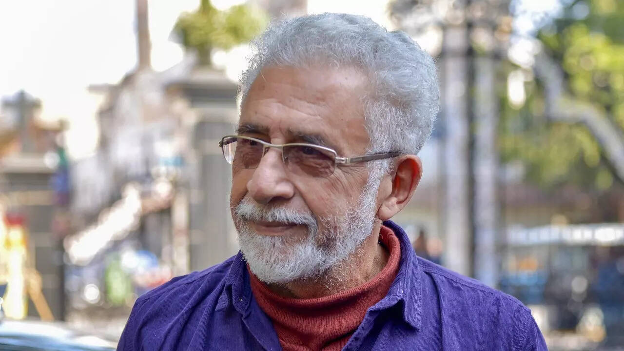 Naseeruddin Shah sparked a row after he claimed that the Sindhi language isn’t spoken in Pakistan anymore.