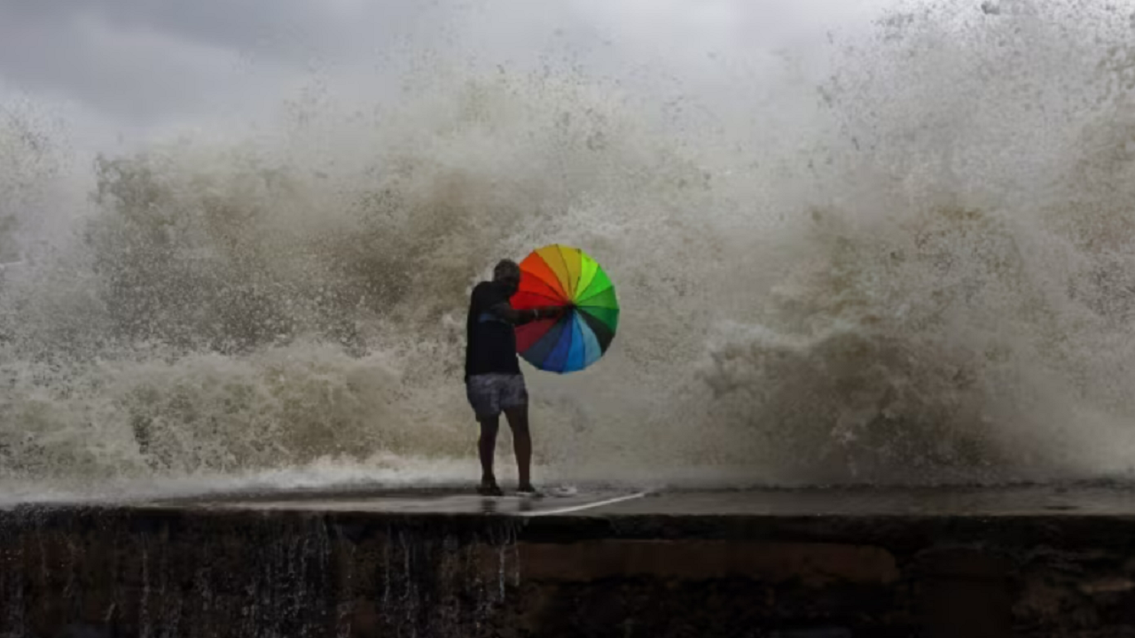 Cyclone Biparjoy Nears Gujarat, Wind Speed To Touch 150kmph