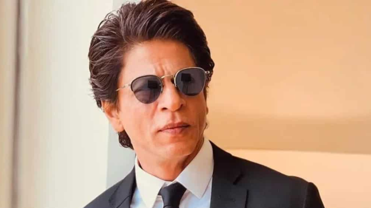 Has Shah Rukh Khan Quit Smoking? Jawan Actor's Witty Reply Is A Total Bhujo Toh Jaane