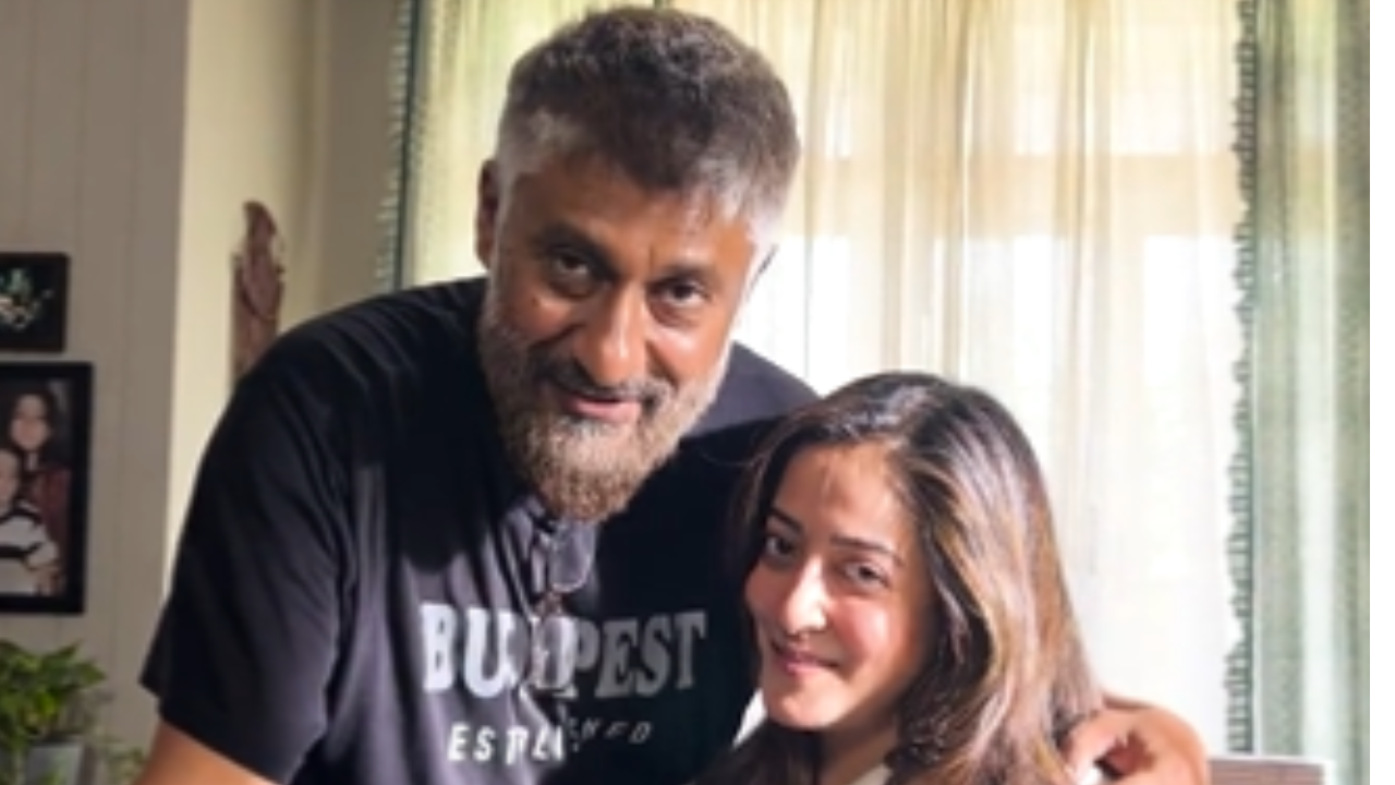 The Vaccine War Update: Vivek Agnihotri Welcomes Raima Sen On-Board. WATCH