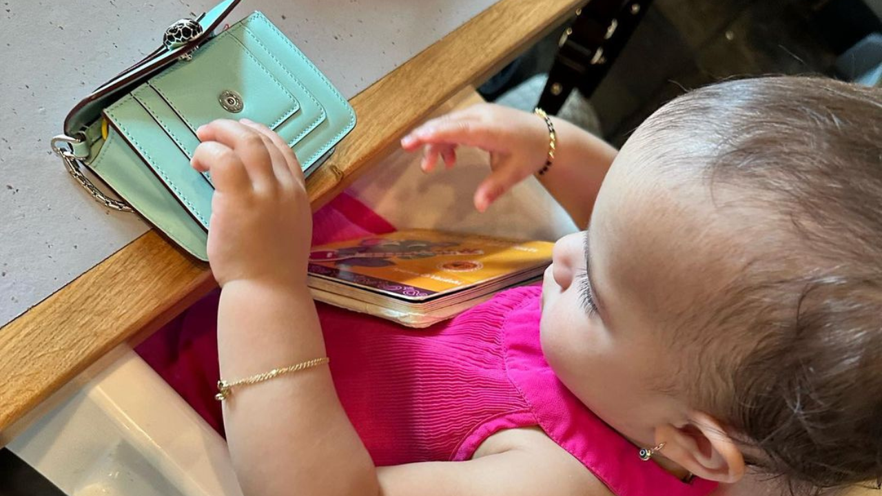 Priyanka Chopra's Little Girl Malti Playing With Mama's Super EXPENSIVE Crossbody Bag Worth Rs 2.5 Lakh Screams Richie Rich