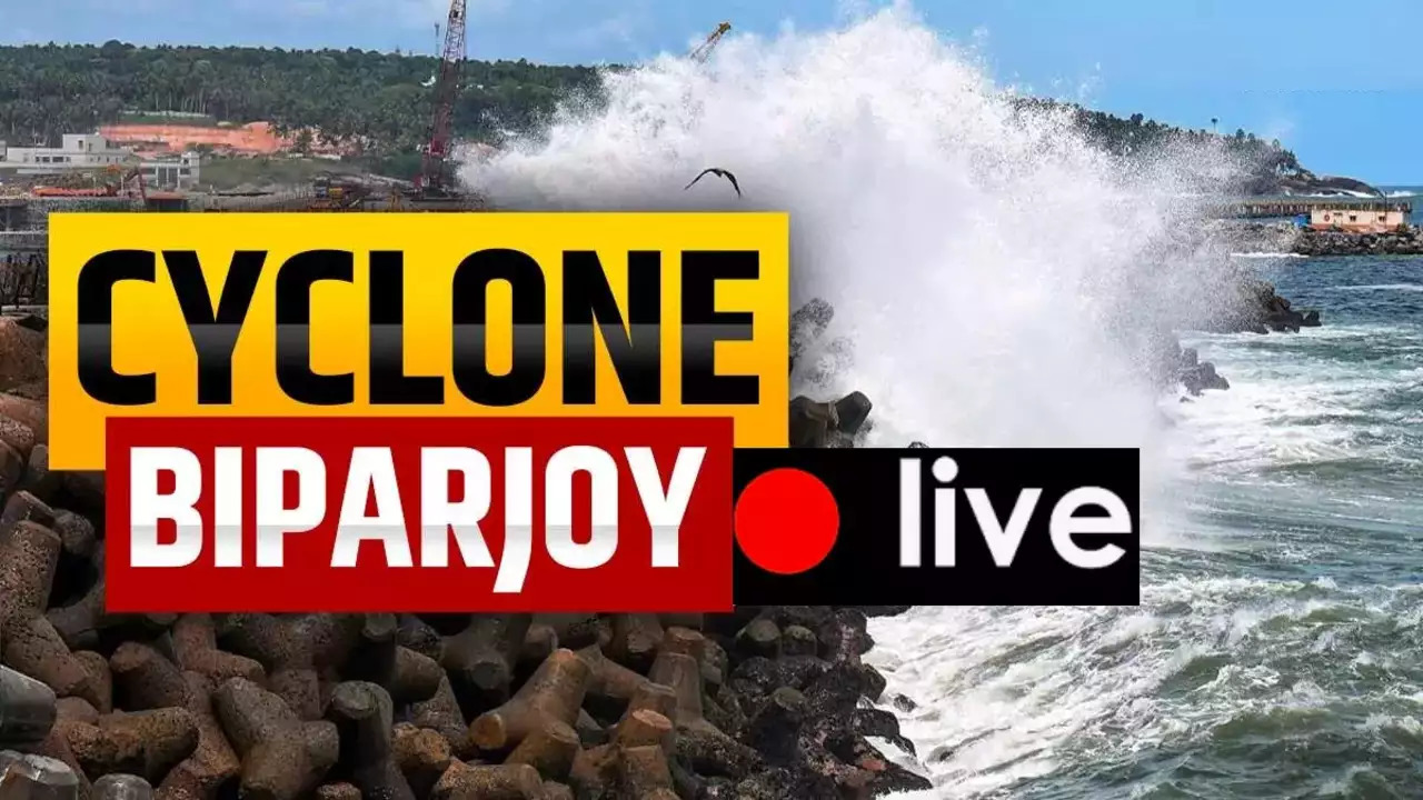 Biparjoy LIVE Updates Dangerous Windspeed During Landfall Likely Today 1 Lakh Evacuated