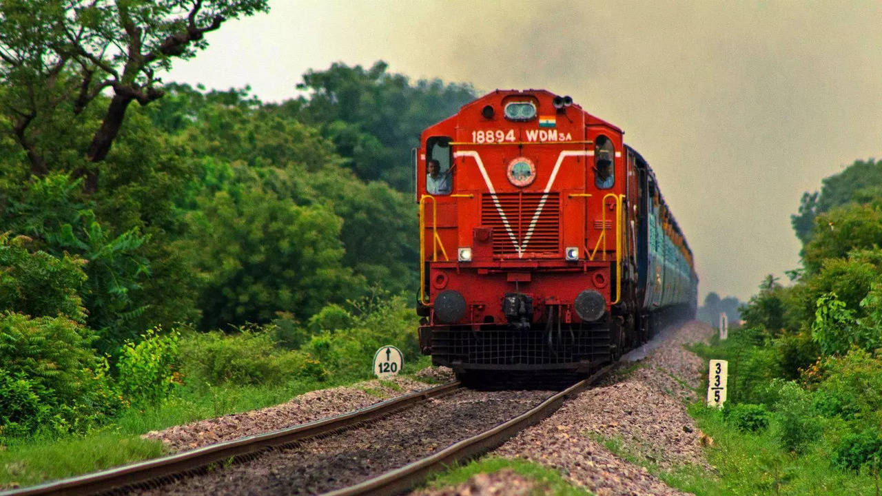 100 Trains Cancelled in view of cyclone Biparjoy