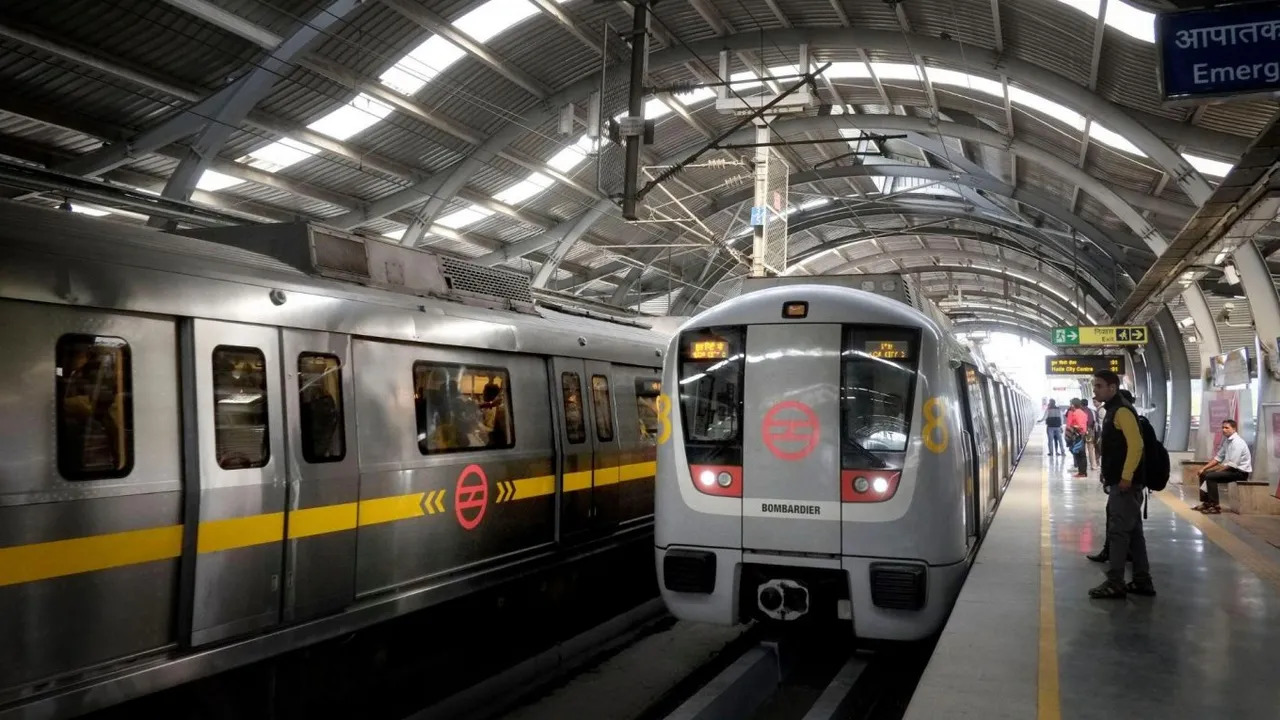 Delhi Metro Warns Against Shooting Reels In Train Coaches