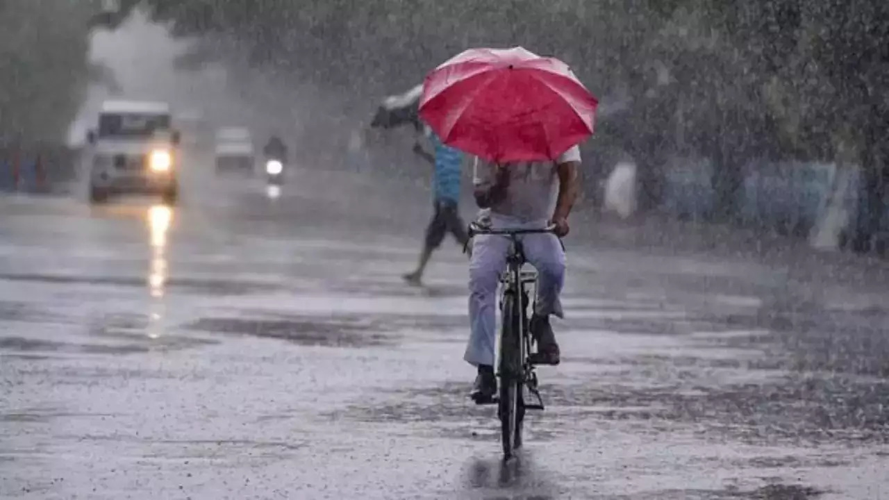 Cyclone Biparjoy Effect: Heavy rains lash Delhi