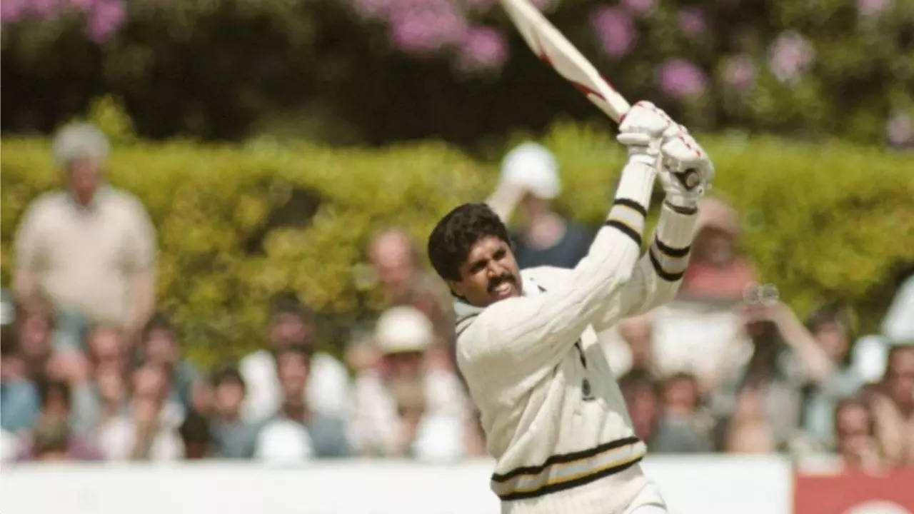 Kapil Dev 175 Run Knock Against Zimbabwe