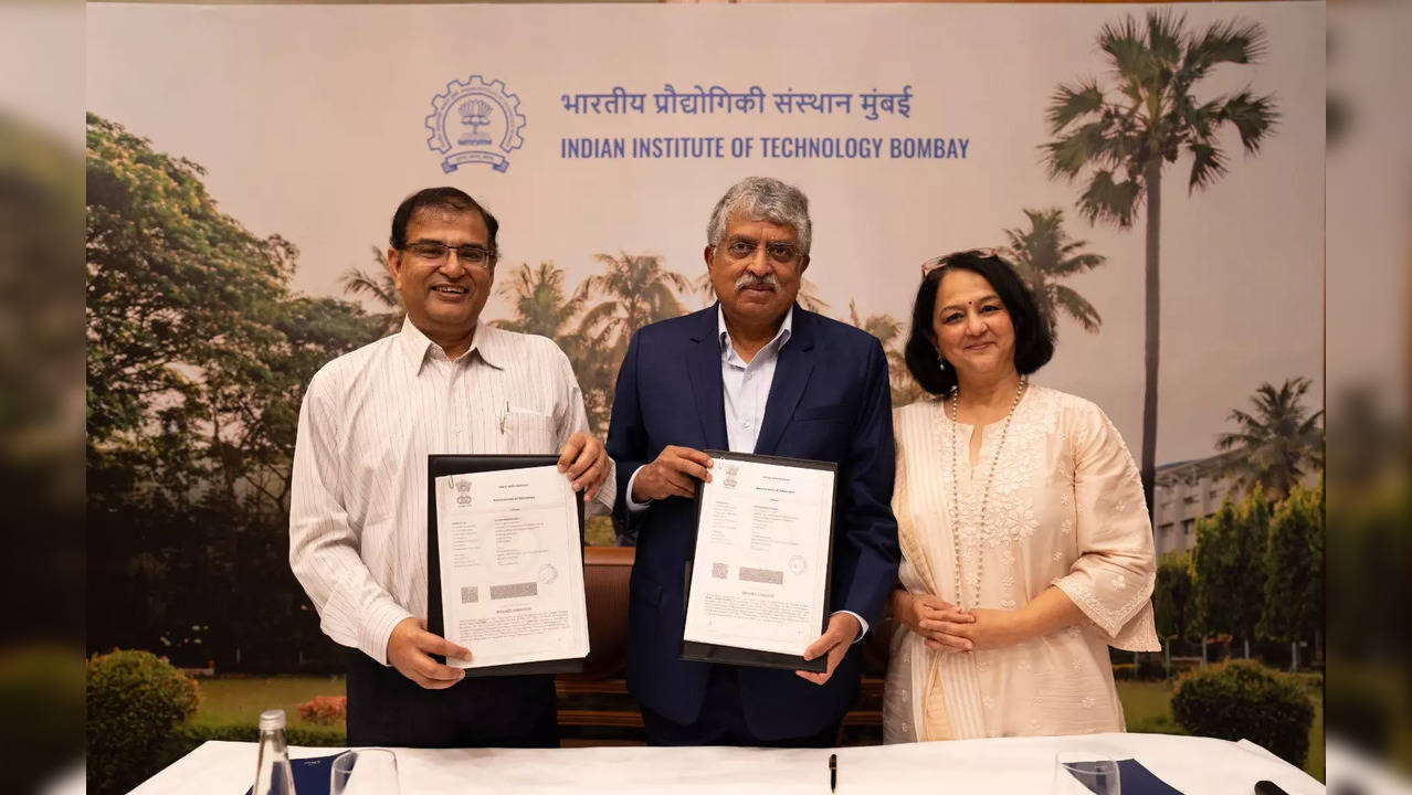 Infosys' Nandan Nilekani Donates INR 315 Crores to his alma mater IIT Bombay to Celebrate 50 Years of Association