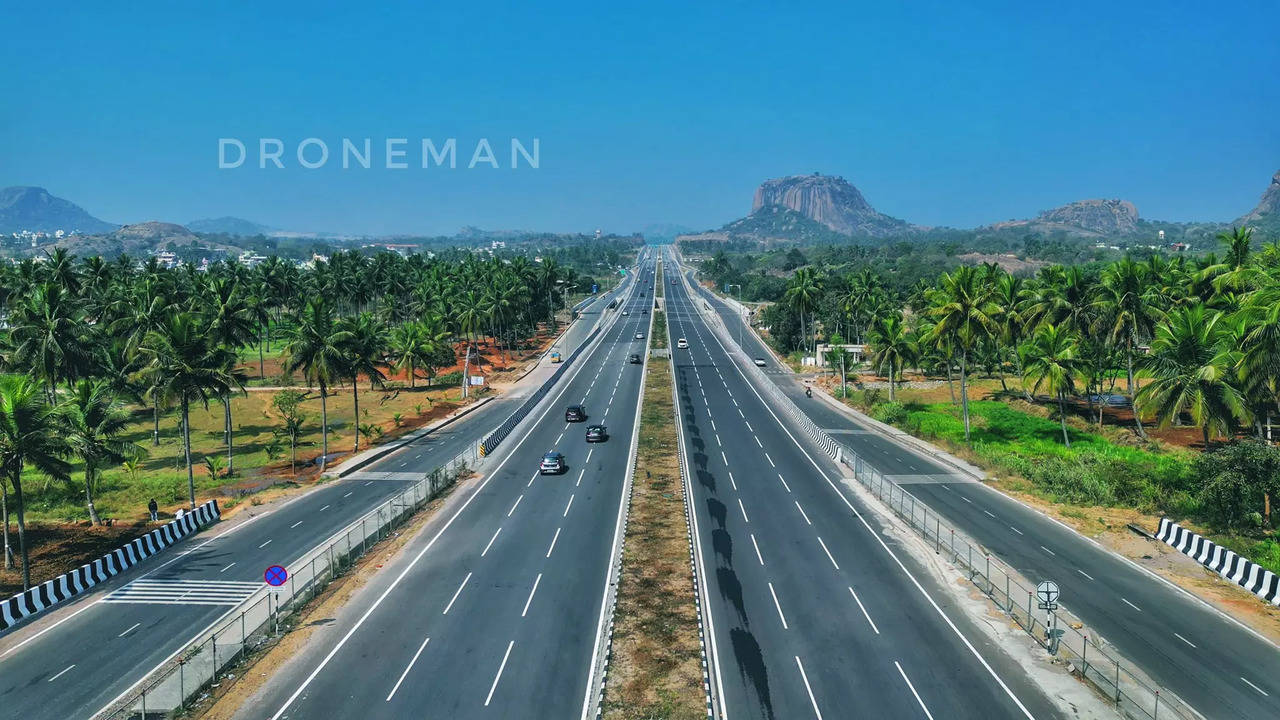 Bengaluru - Mysuru Expressway - Twitter @droneman.