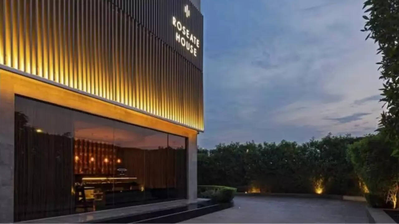 Guest Stays at Delhi's Roseate House For 2 Years For Free, Hotel Incurs Rs 58 Lakh Loss - Vimarsana News