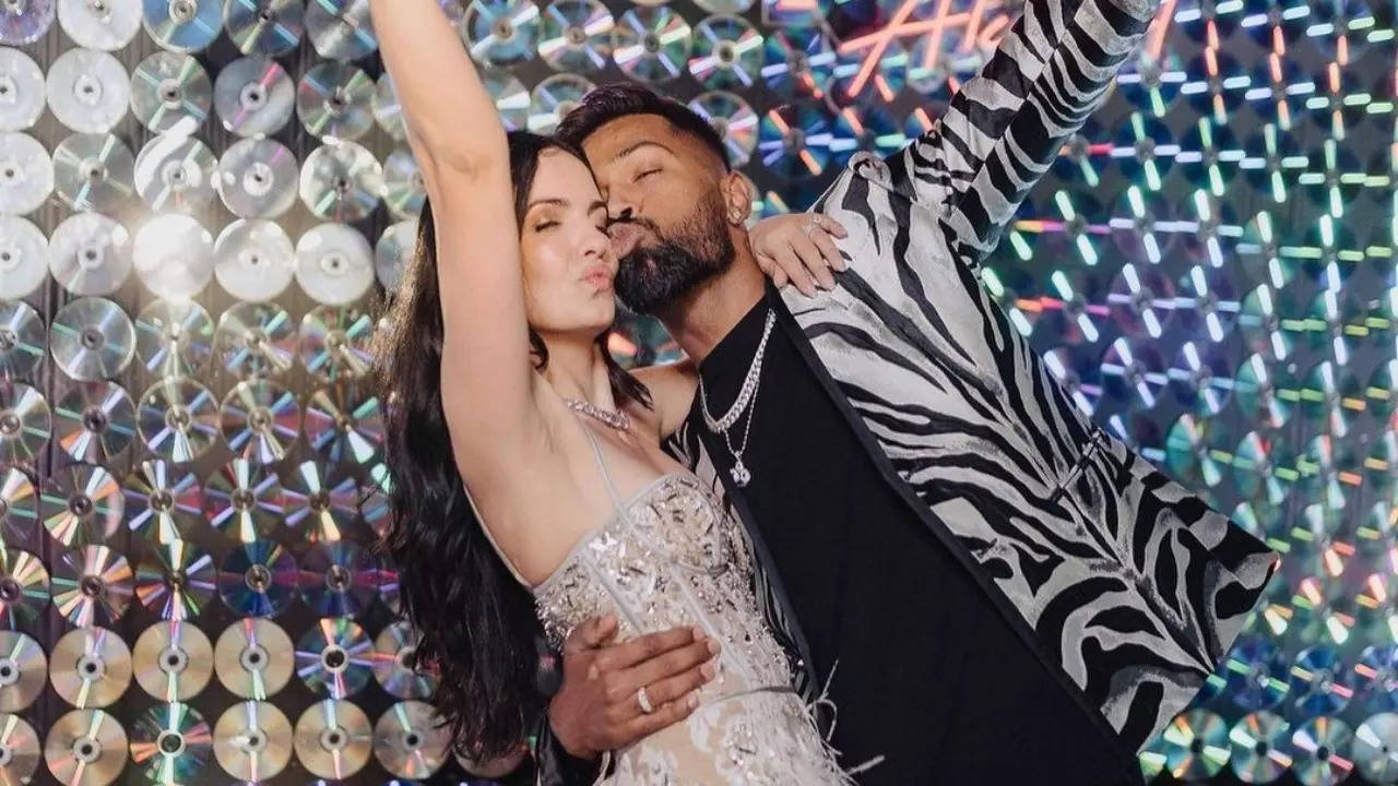 Natasa Stankovic and Hardik Pandya