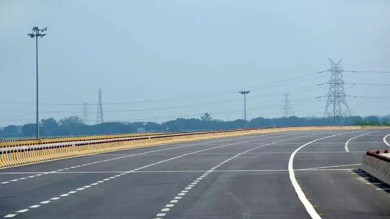 Ganga Expressway Likely To Get Operational By December 2024, UP CM Yogi Adityanath Sets New Deadline - Vimarsana News