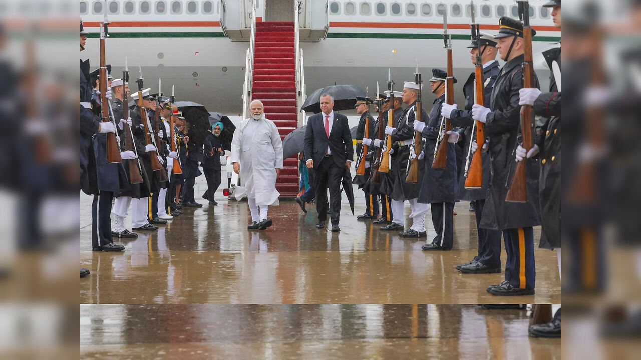 PM Modi Lands In Washington: Meeting With Biden, Address To US Congress On 2nd Day - Vimarsana News