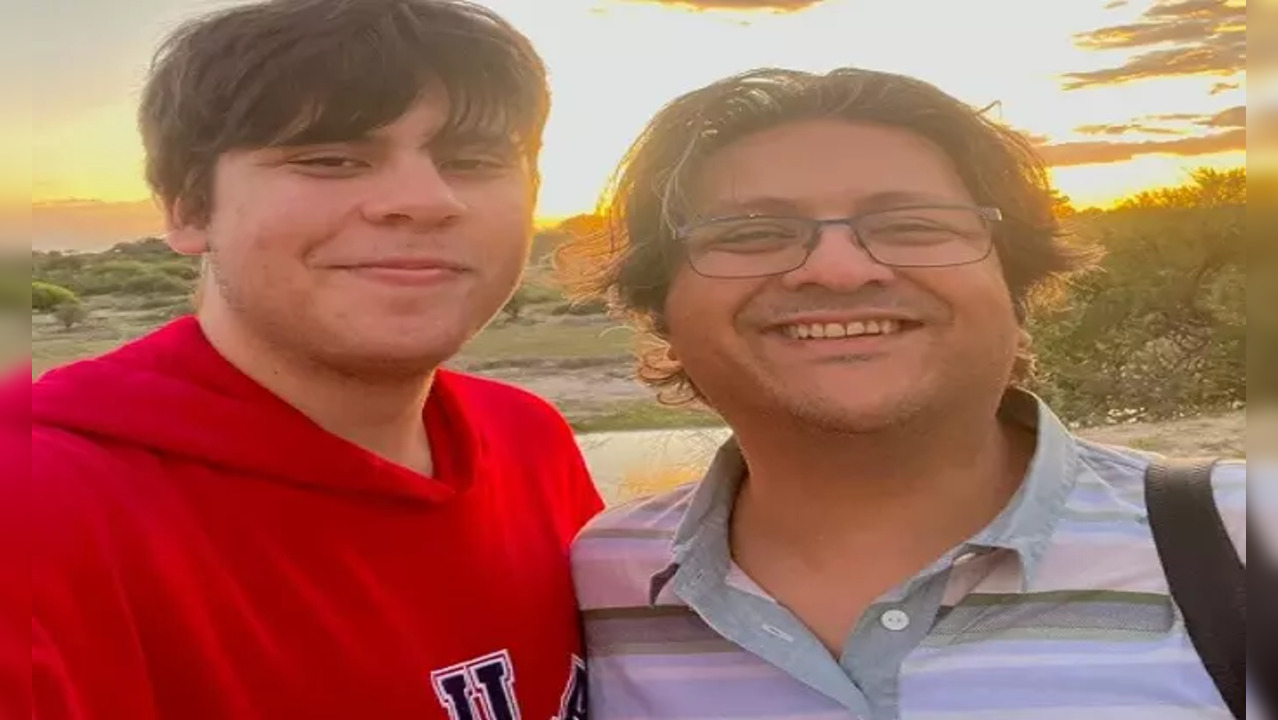 Wanted to Please 'Titanic-Obsessed Dad' on Father's Day: Heart-wrenching Story of Richest Pakistani Teen on Titan Sub