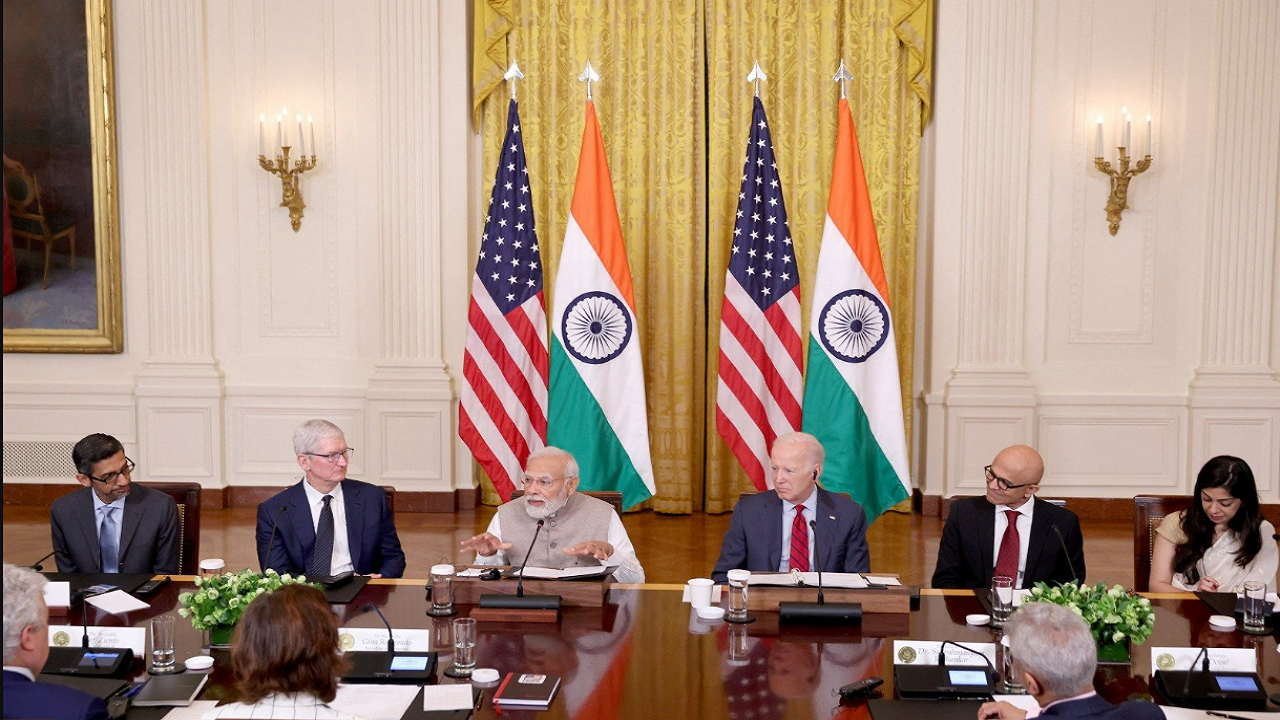 PM Modi Meets Top CEOs At White House