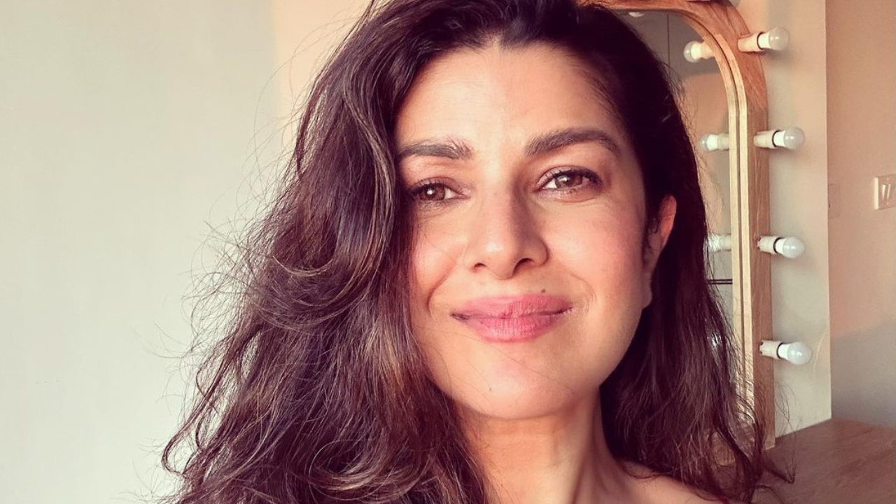 Nimrat Kaur talking about her bad experience of Social Media. #nimritkaur  #Bollywood #socialmedia #instagram #jl